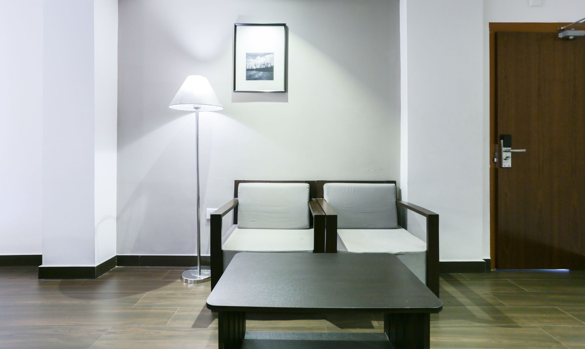 Hotel Crown Suites Коччи Экстерьер фото